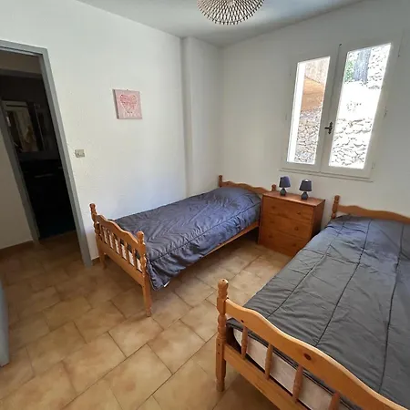 Petit Paradis Pres Ile Rousse Les Cortalines * Lama