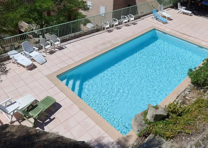 Petit Paradis Pres Ile Rousse Les Cortalines * Lama